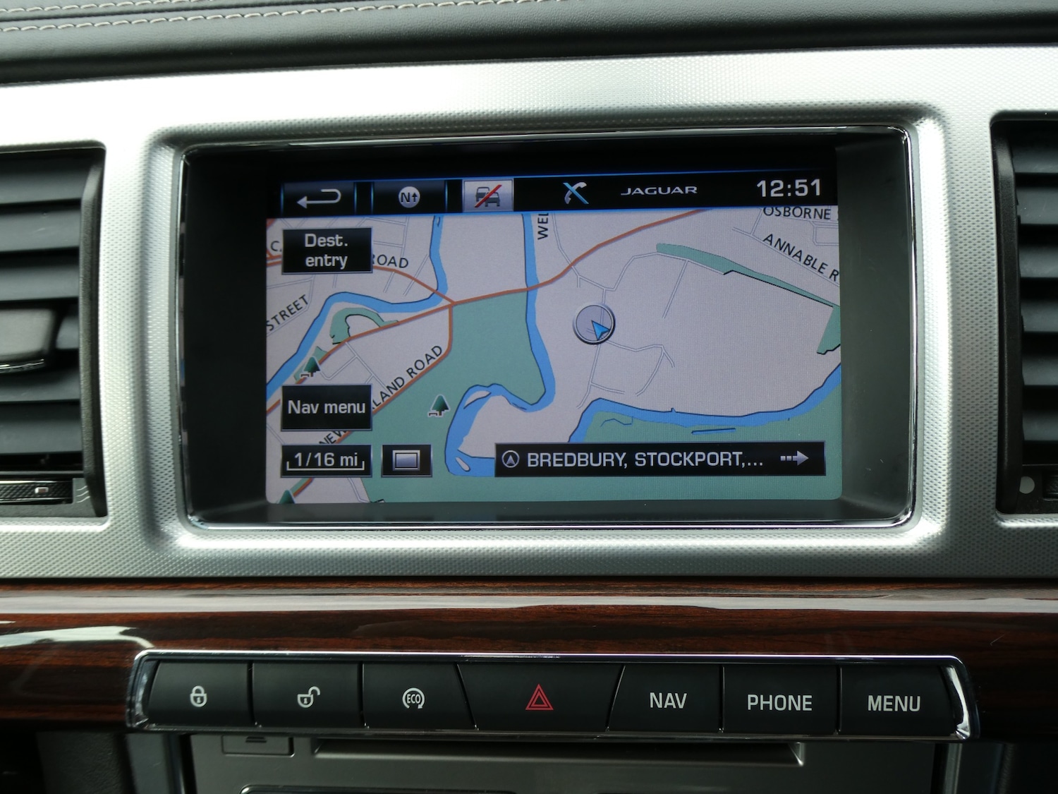 Used Jaguar XF 2015 for sale - 77663690: Photo 11