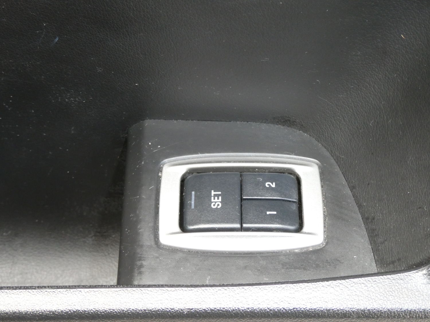 Used Jaguar XF 2015 for sale - 77663690: Photo 13