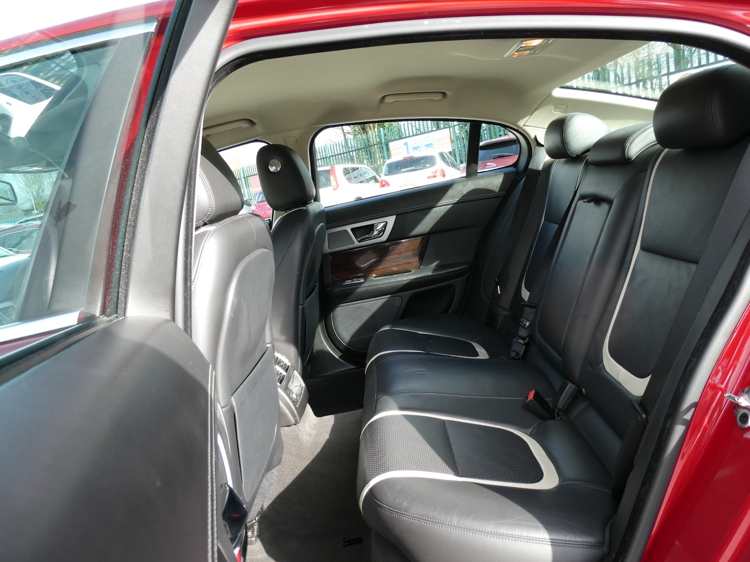 Used Jaguar XF 2015 for sale - 77663690: Photo 18