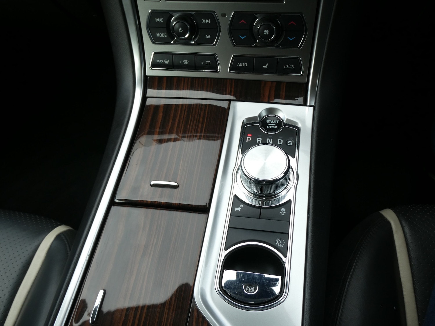 Used Jaguar XF 2015 for sale - 77663690: Photo 8