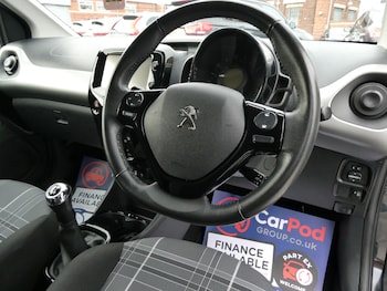 Used Peugeot 108 2016 for sale - 76464000: Photo