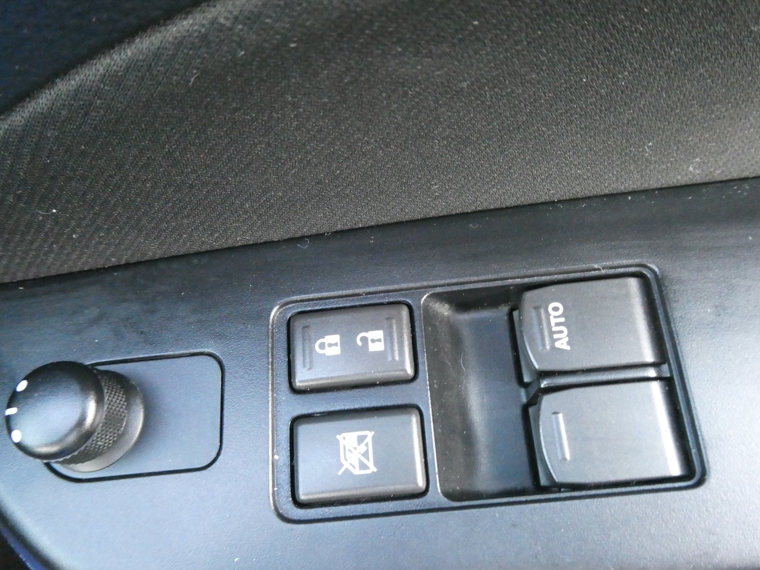 Used Suzuki Swift 2015 for sale - 77934489: Photo 15