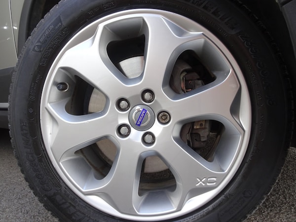 Used Volvo XC70 2010 for sale - 74832278: Photo 17