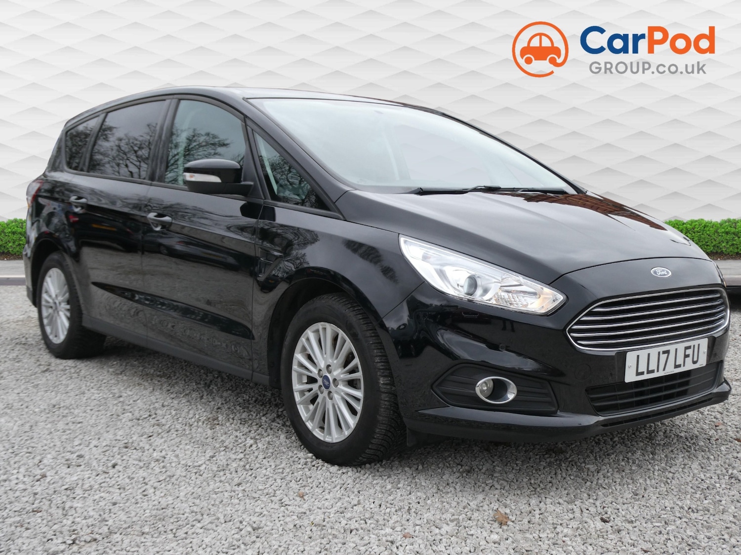 Used Ford S-Max 2017 for sale - 77541738: Photo 2
