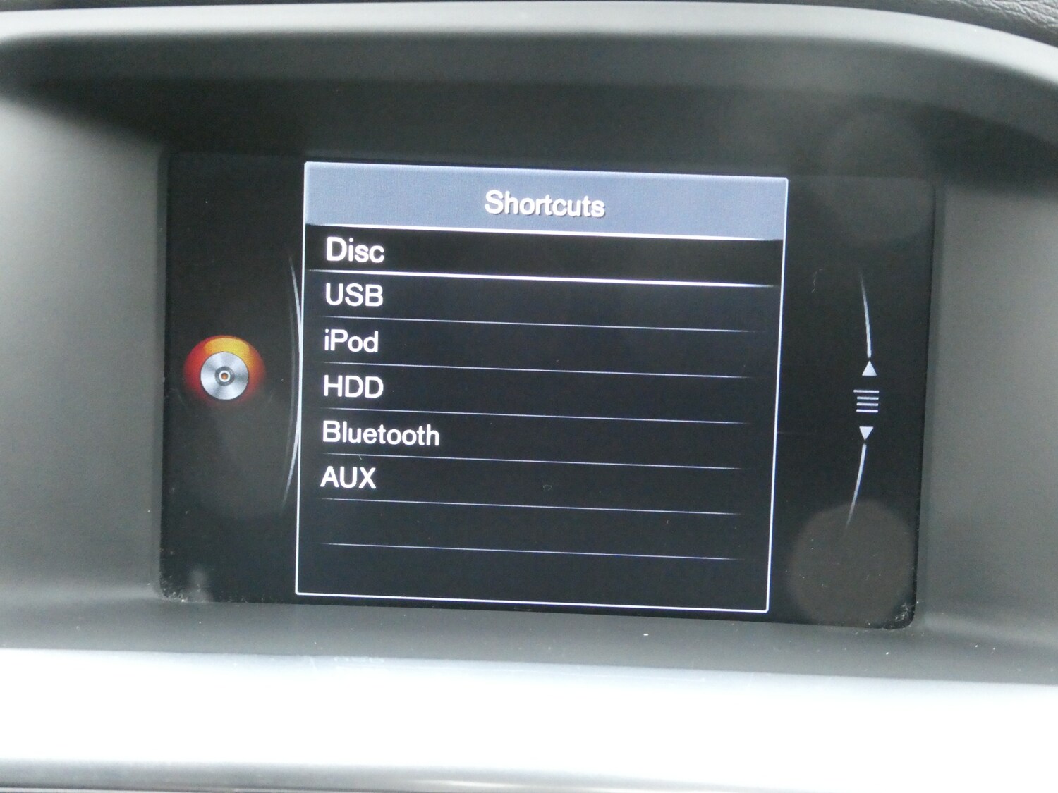 Used Volvo V60 2014 for sale - 77543673: Photo 11