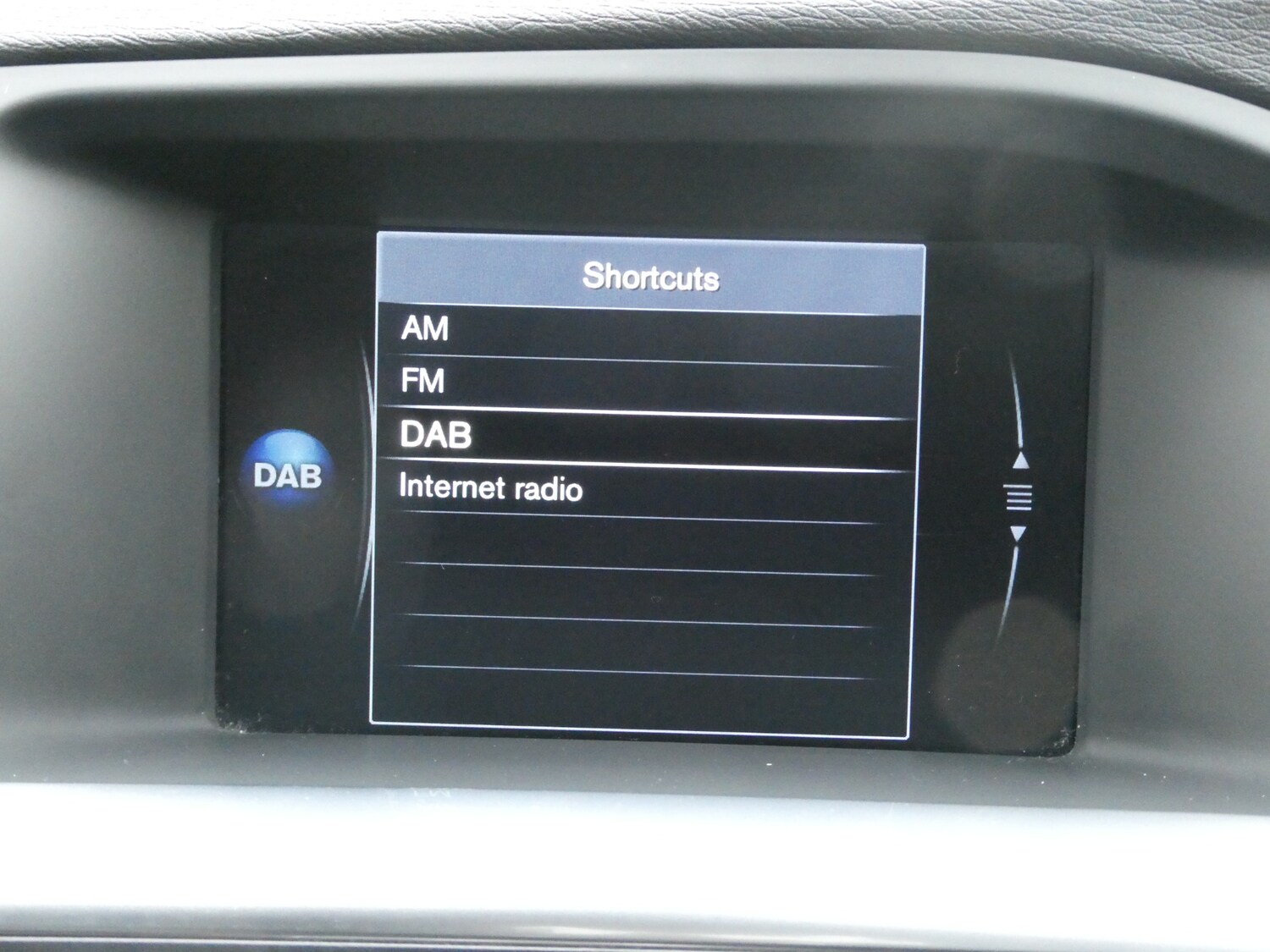 Used Volvo V60 2014 for sale - 77543673: Photo 12