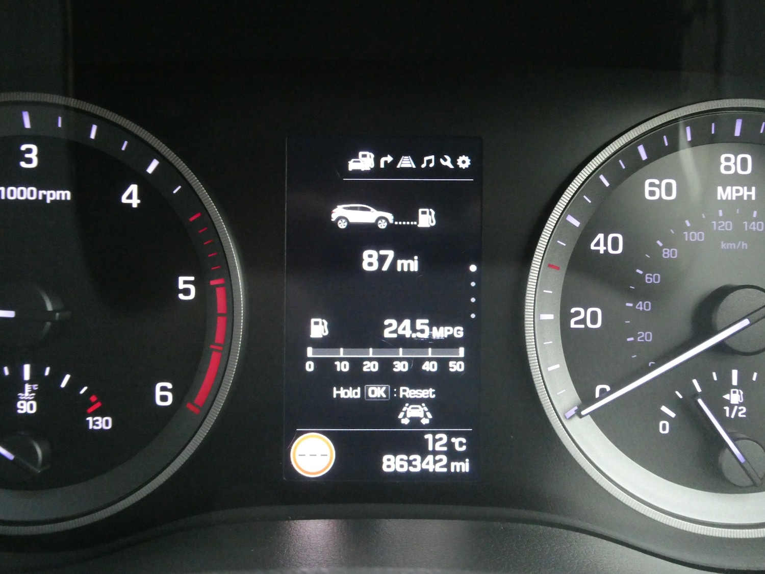 Used Hyundai TUCSON 2017 for sale - 76403390: Photo 8