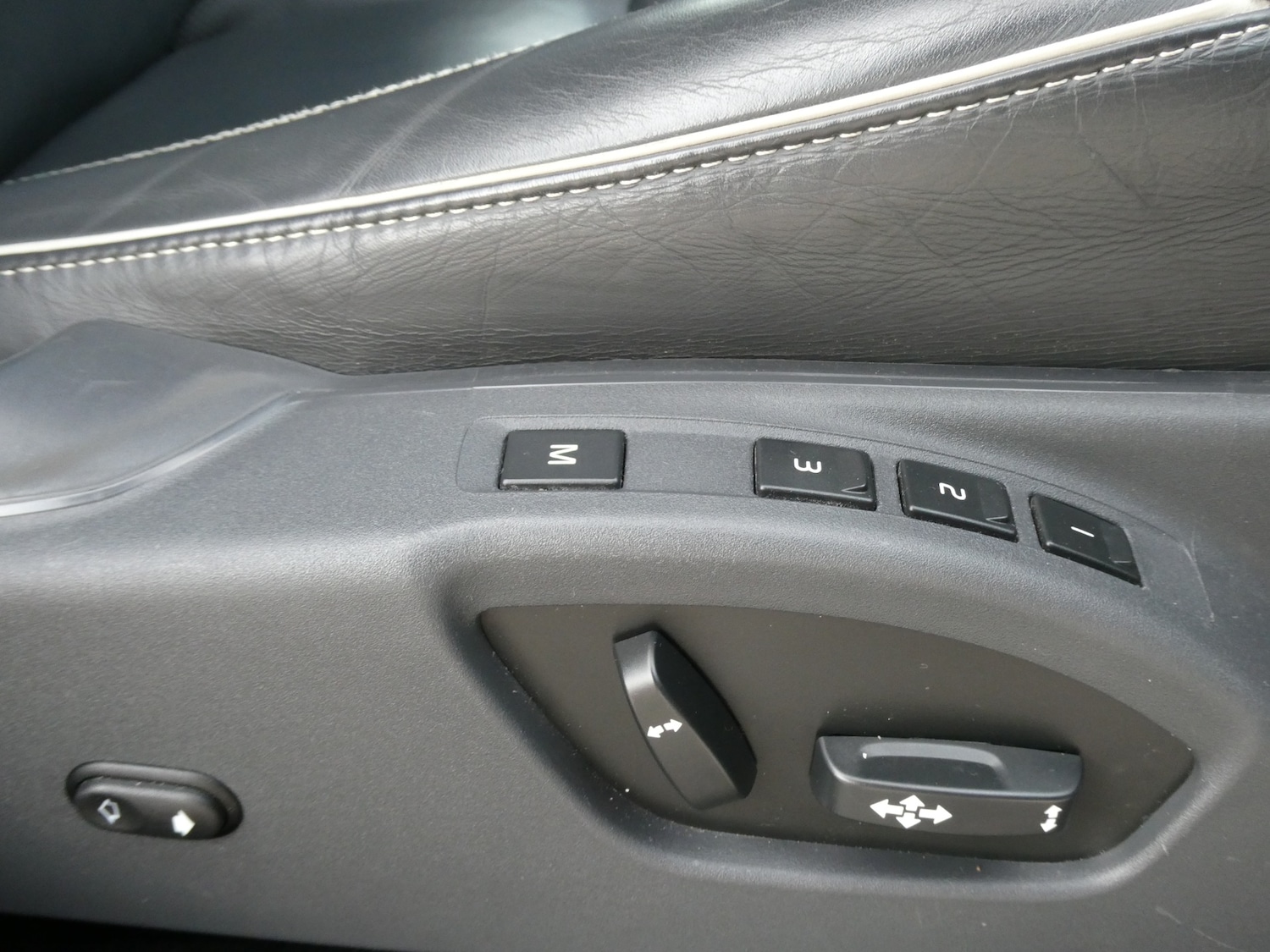 Used Volvo XC60 2017 for sale - 76404779: Photo 7