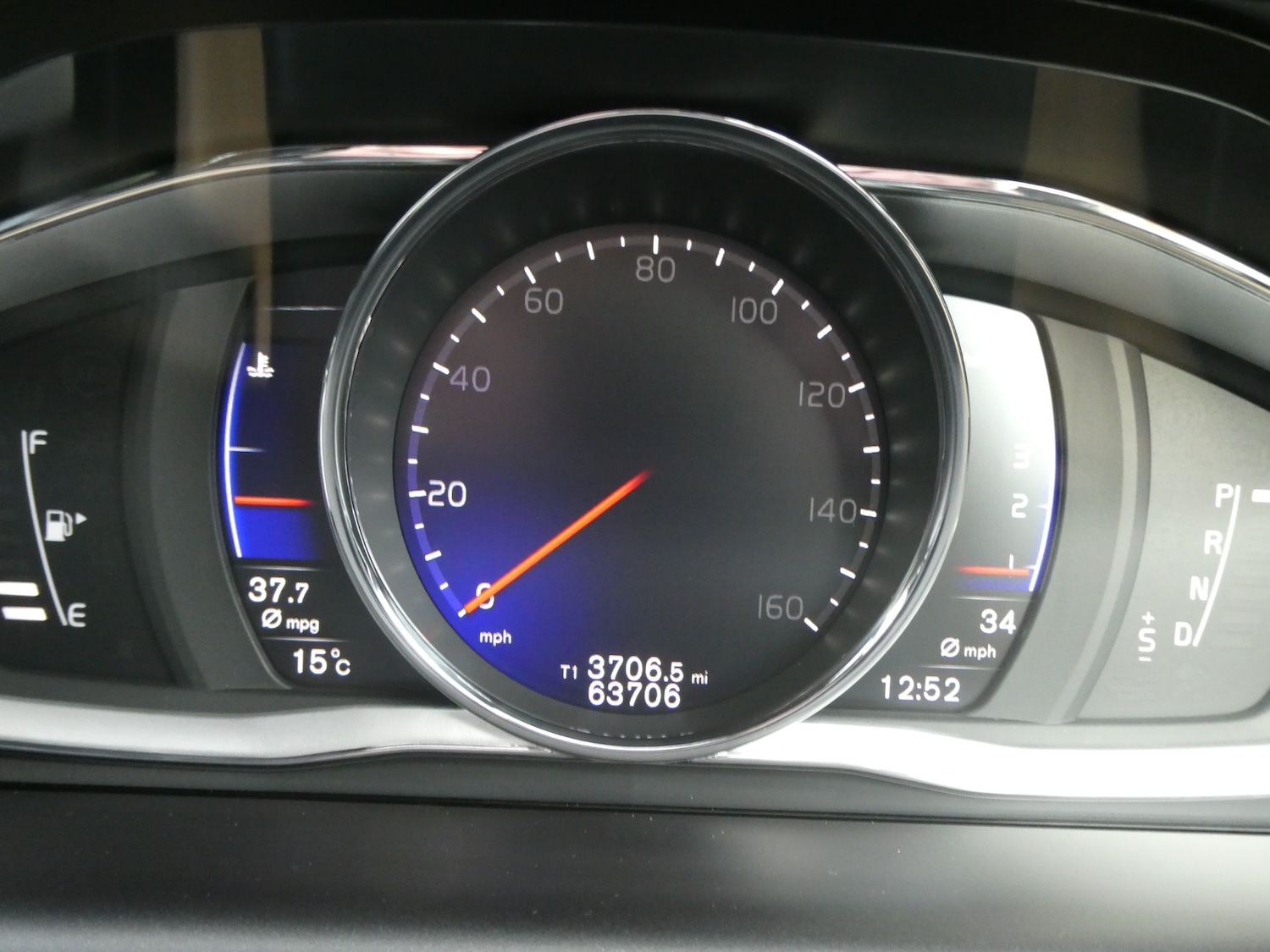 Used Volvo XC60 2017 for sale - 76404779: Photo 9