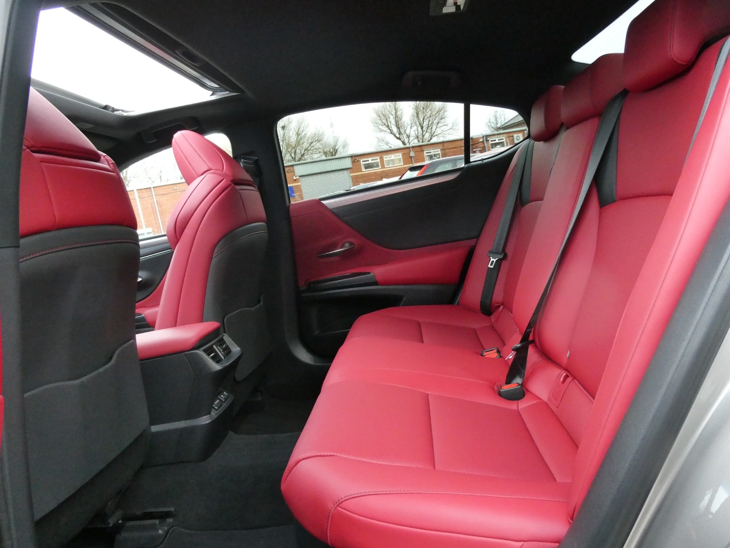 Used Lexus ES 2020 for sale - 76970112: Photo 18