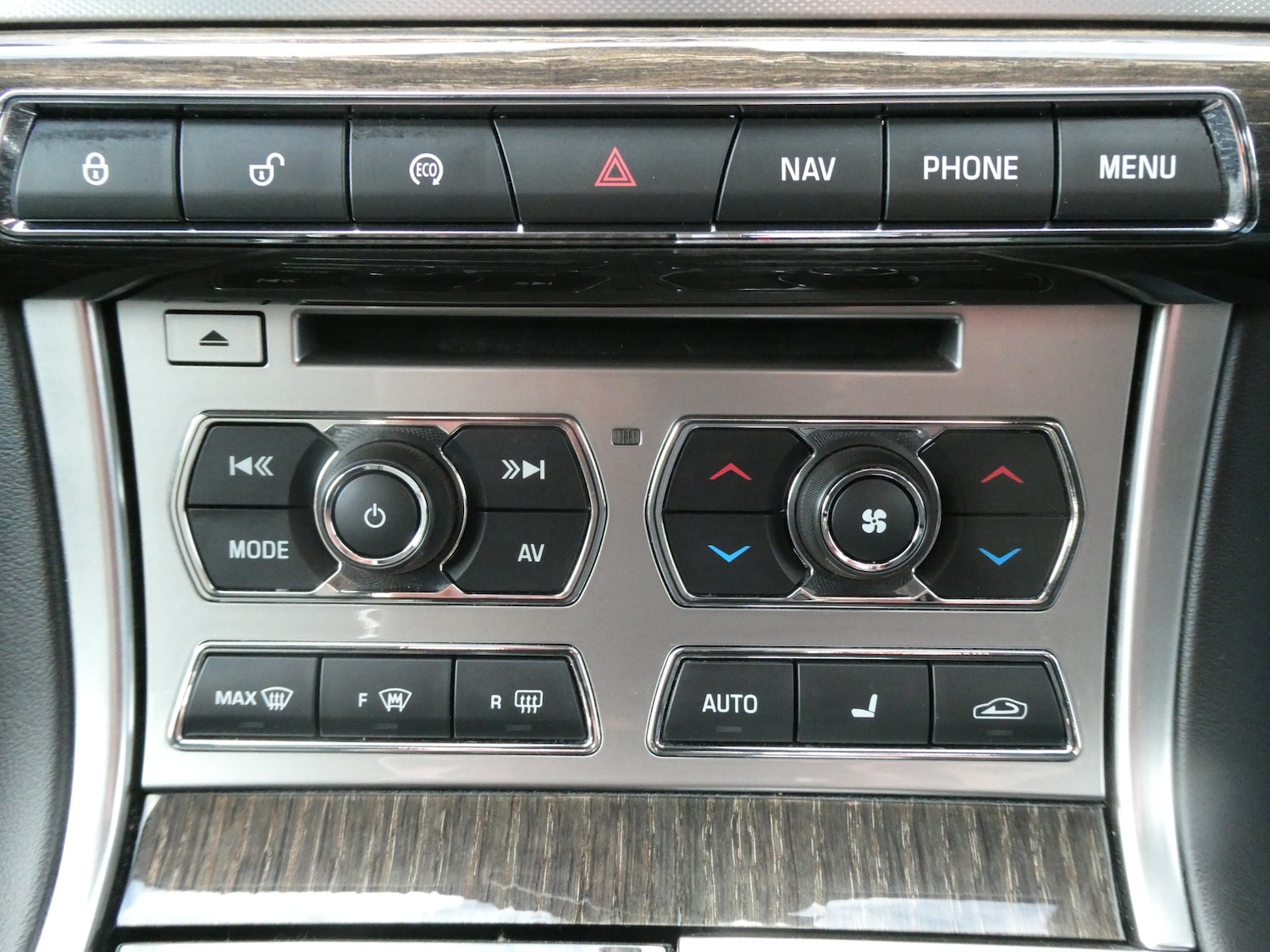 Used Jaguar XF 2015 for sale - 77003391: Photo 13