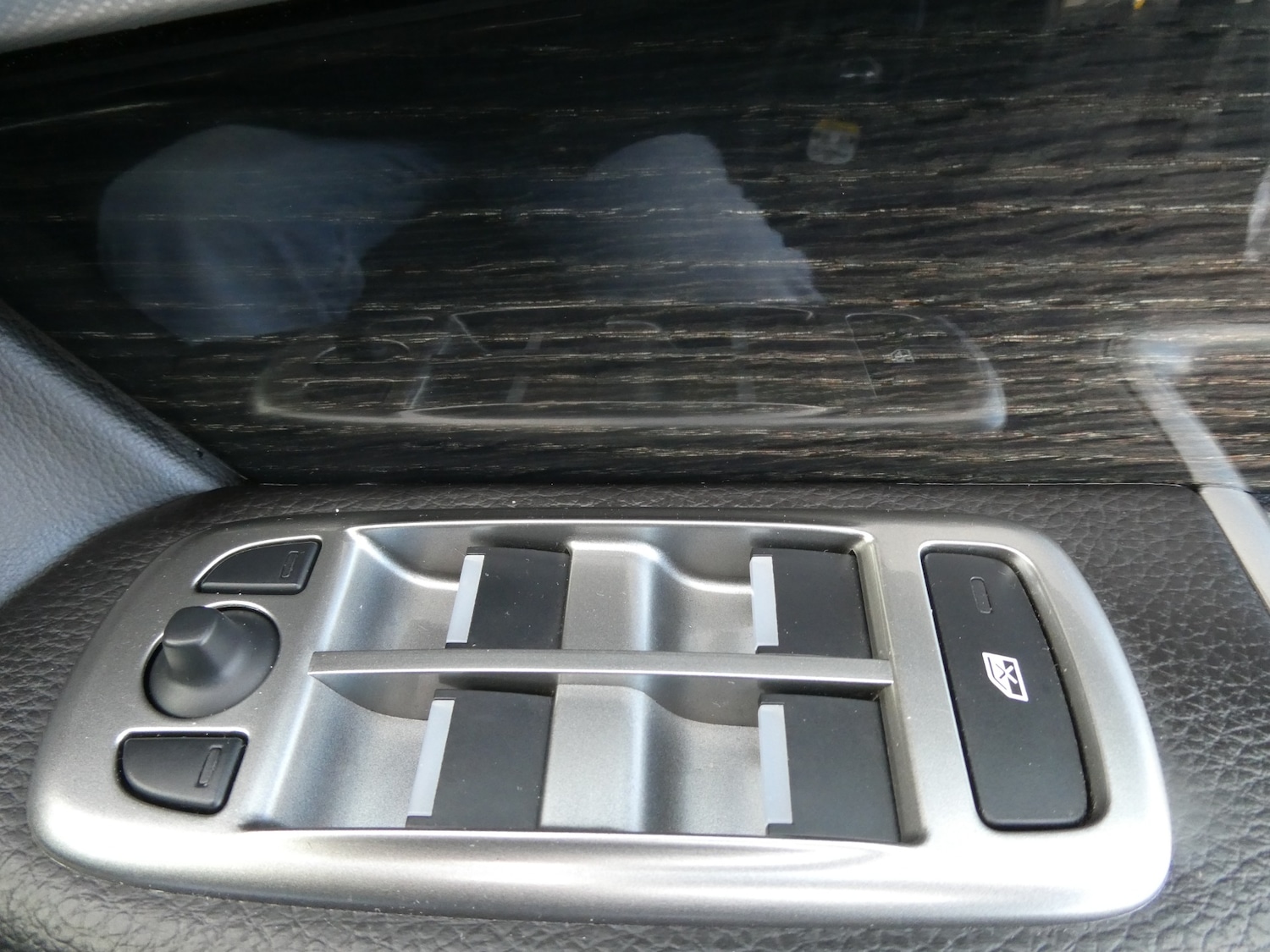 Used Jaguar XF 2015 for sale - 77003391: Photo 15