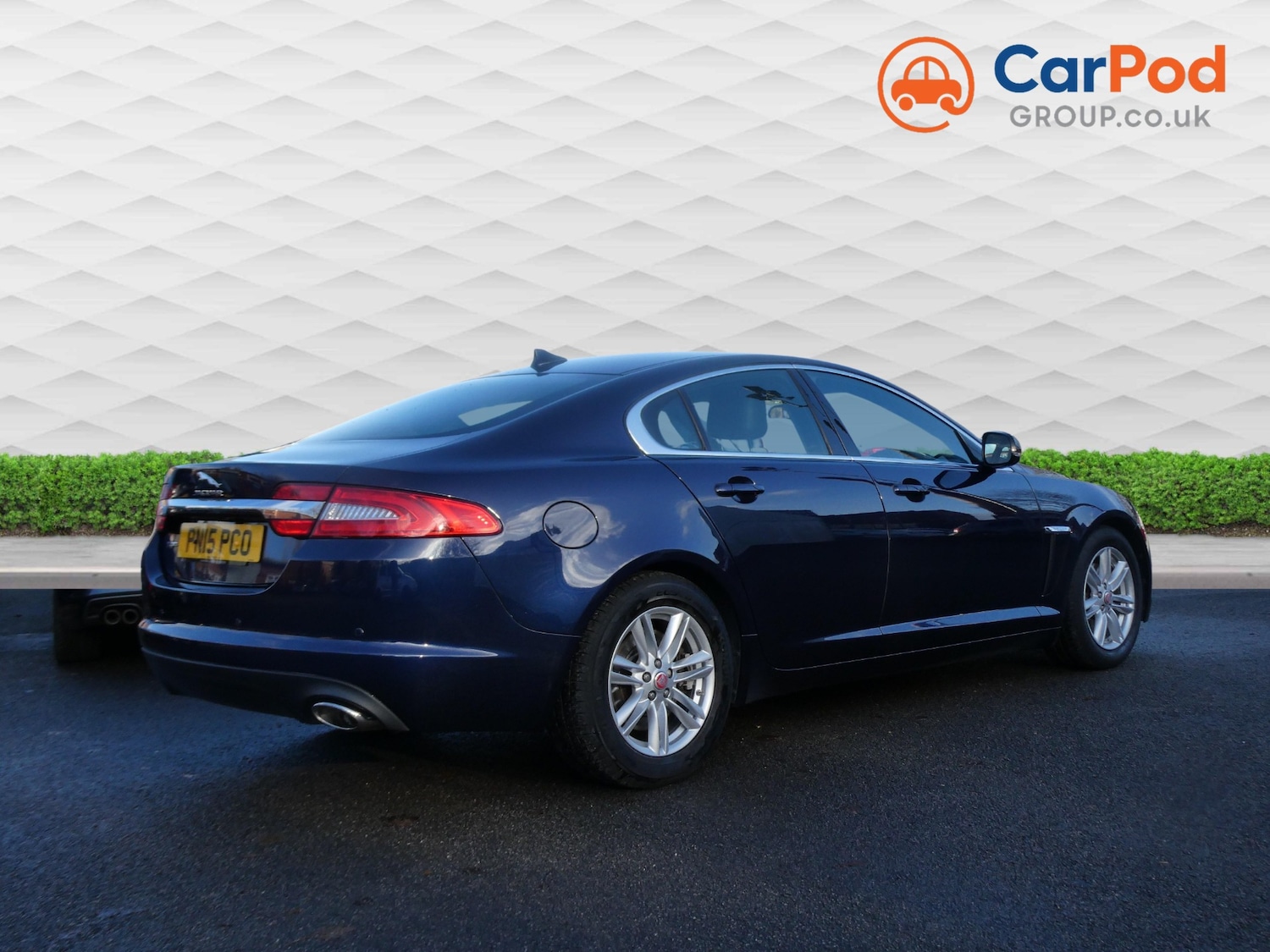 Used Jaguar XF 2015 for sale - 77003391: Photo 4