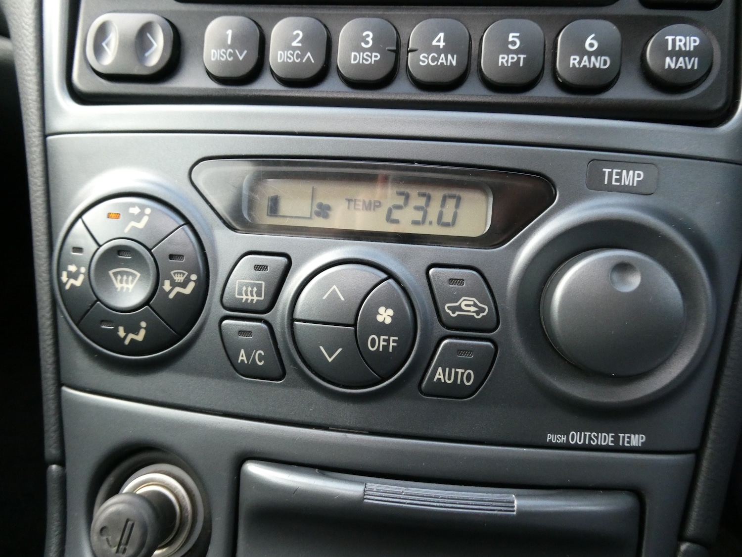 Used Toyota Celica 2003 for sale - 76734852: Photo 13