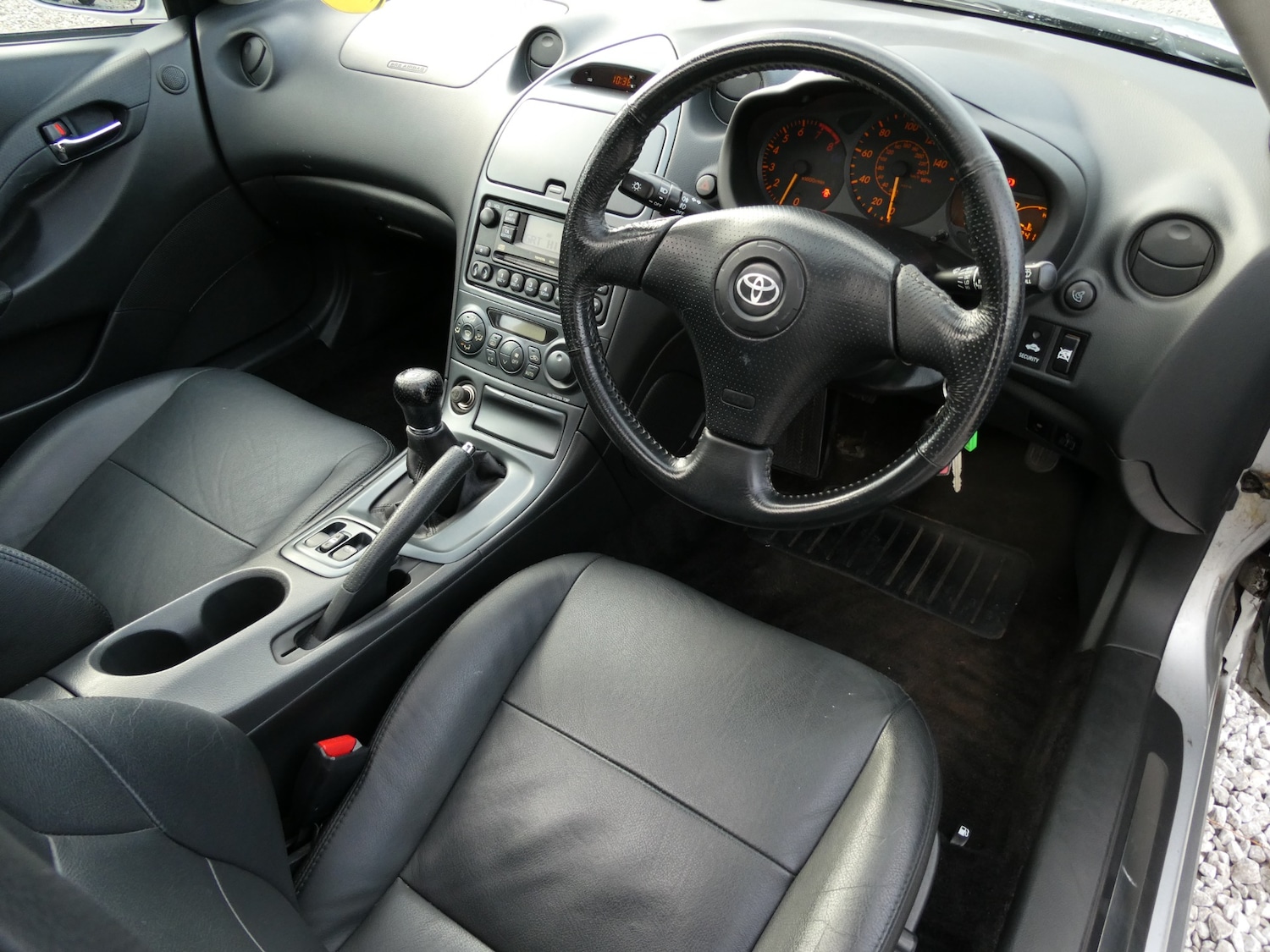 Used Toyota Celica 2003 for sale - 76734852: Photo 2