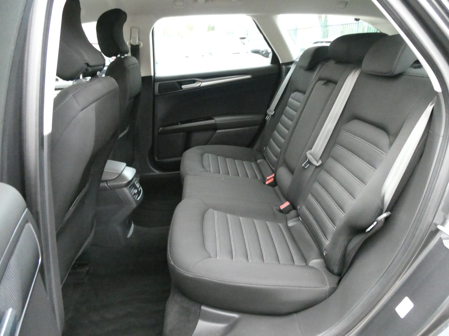 Used Ford Mondeo 2016 for sale - 76882036: Photo 18