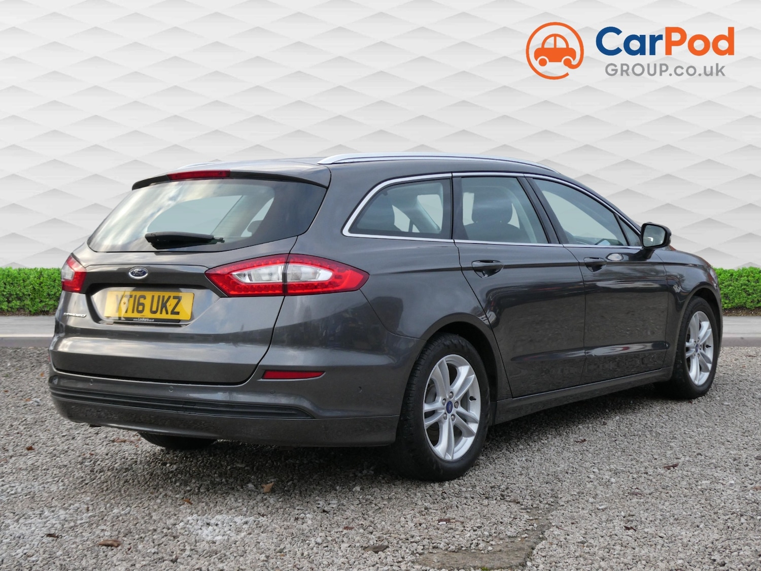 Used Ford Mondeo 2016 for sale - 76882036: Photo 4