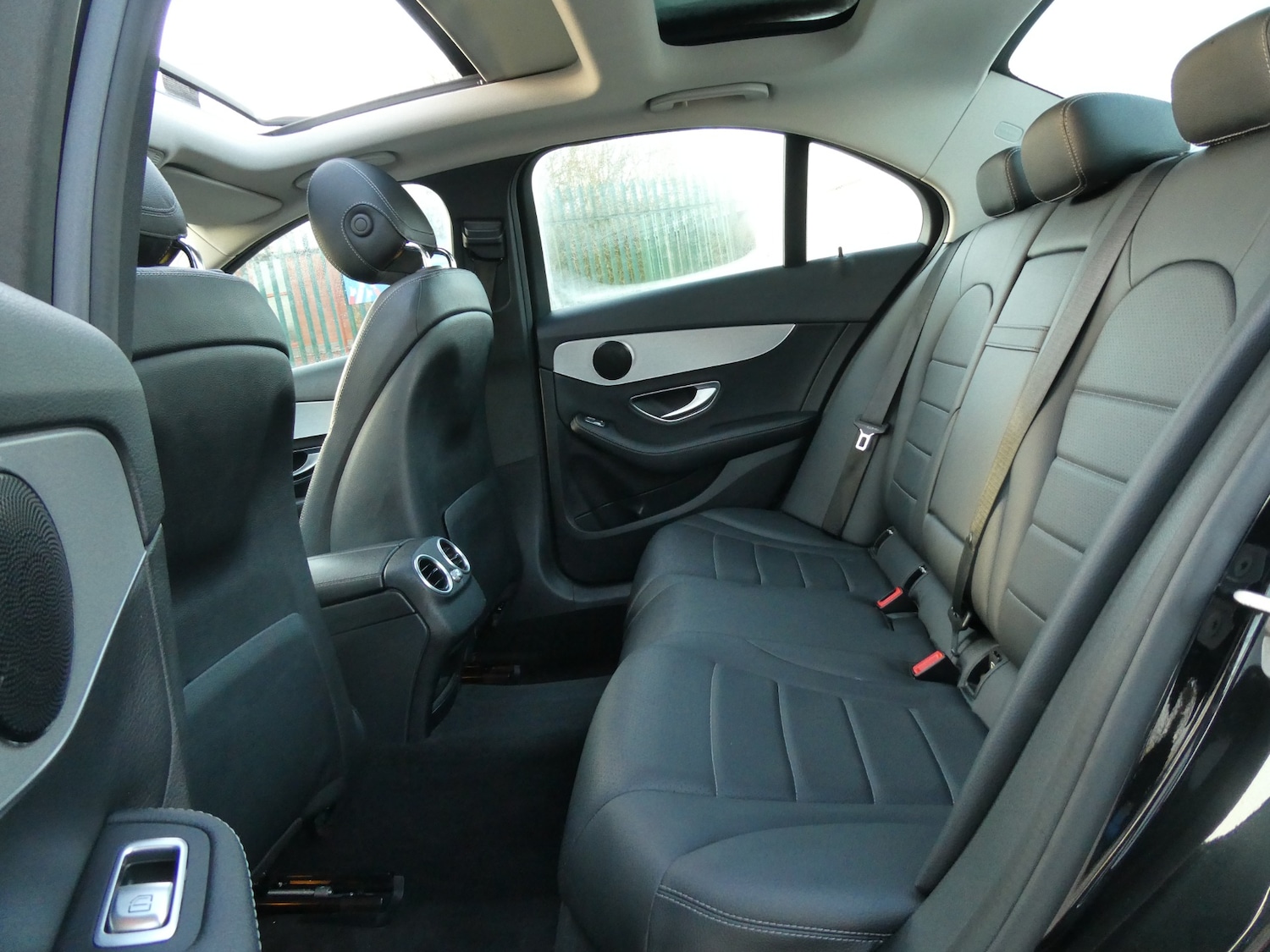 Used Mercedes-Benz C Class 2017 for sale - 77220580: Photo 18