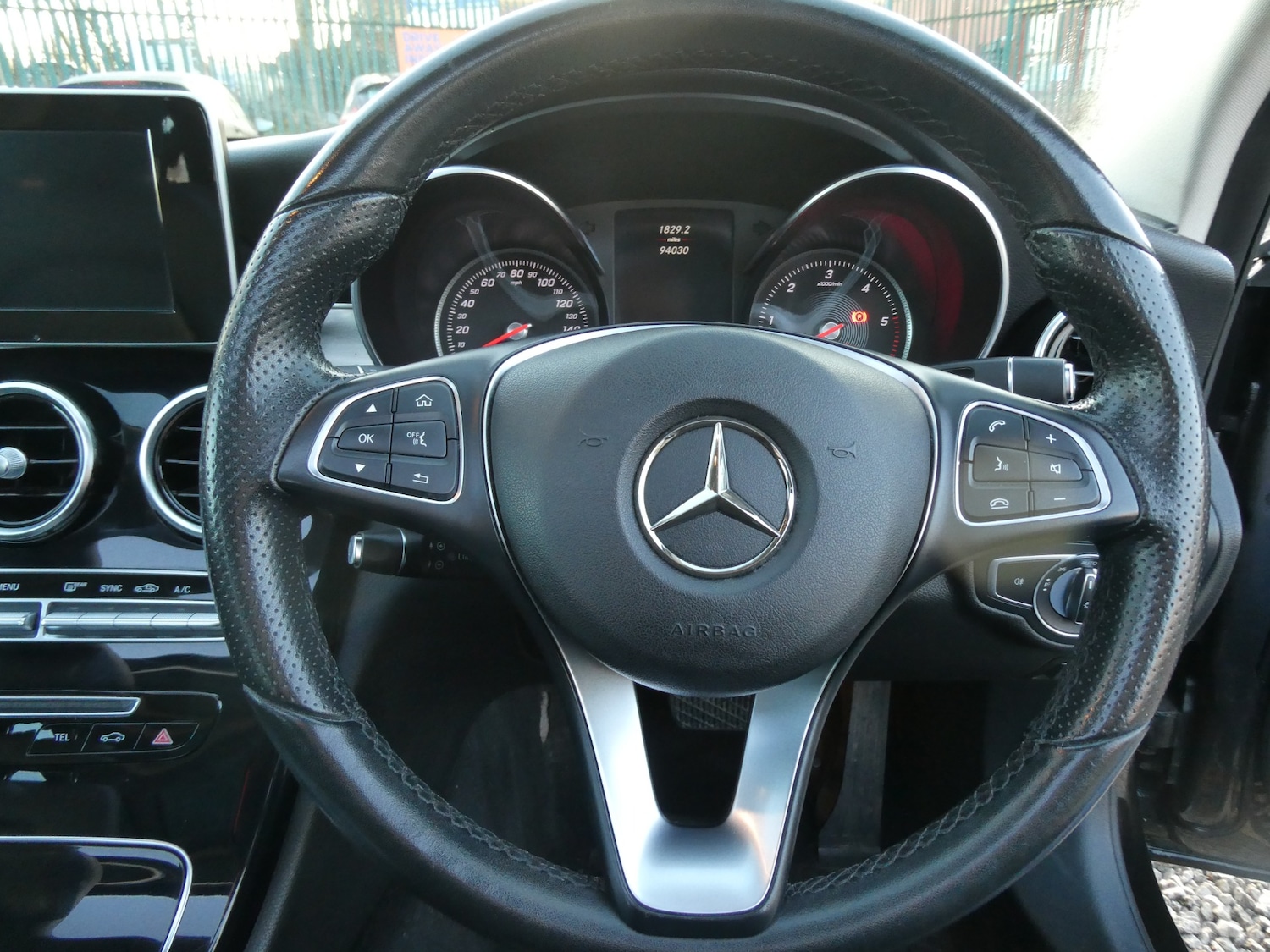 Used Mercedes-Benz C Class 2017 for sale - 77220580: Photo 6