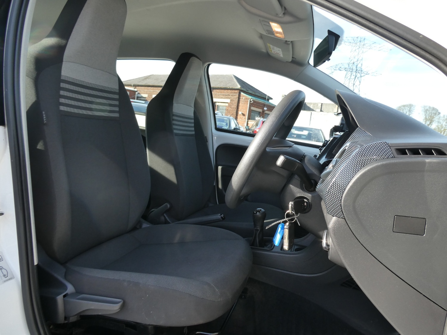 Used Volkswagen up! 2017 for sale - 78162564: Photo 5