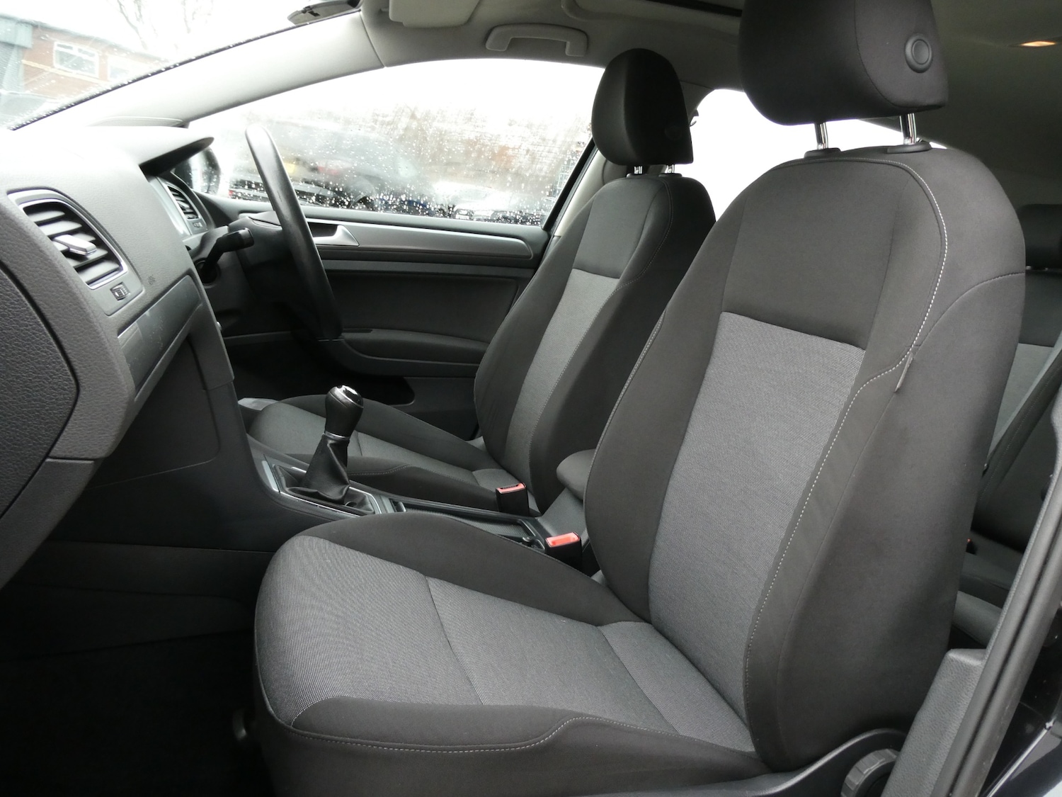 Used Volkswagen Golf 2013 for sale - 77689594: Photo 17