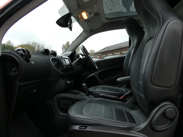 Used smart fortwo 2016 for sale - 76221695: Photo 17