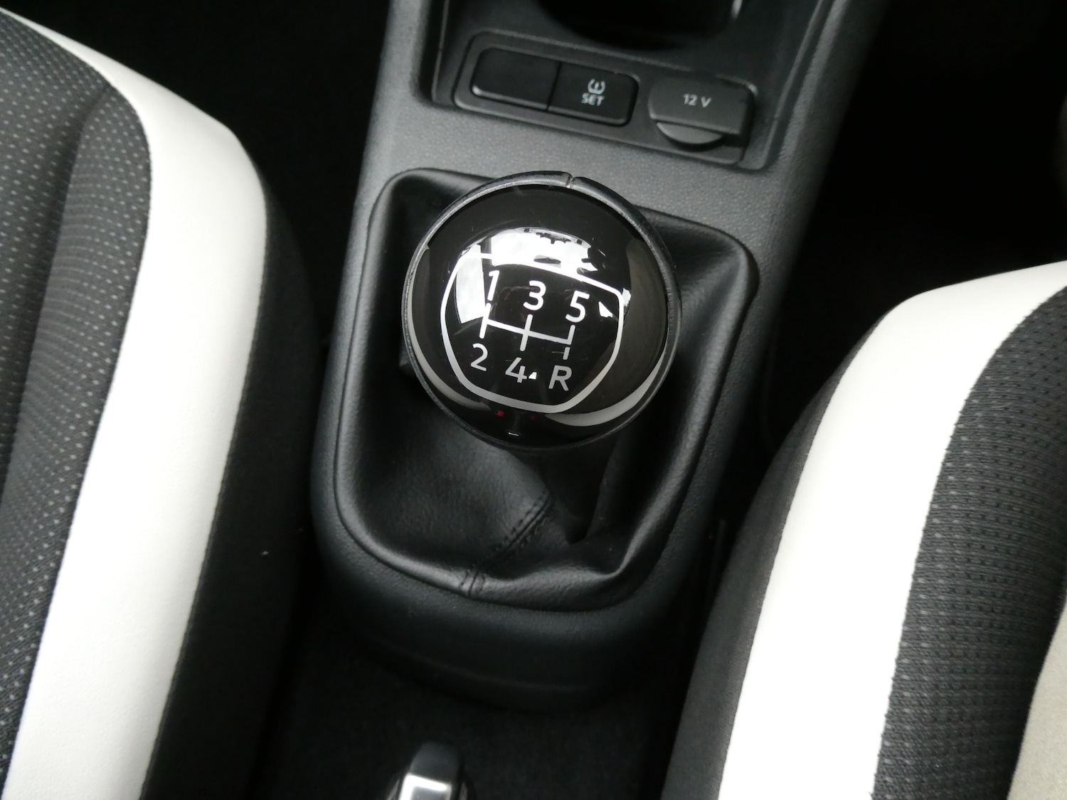 Used Volkswagen up! 2018 for sale - 76130331: Photo 7
