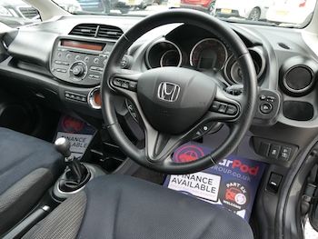 Used Honda Jazz 2015 for sale - 79274674: Photo