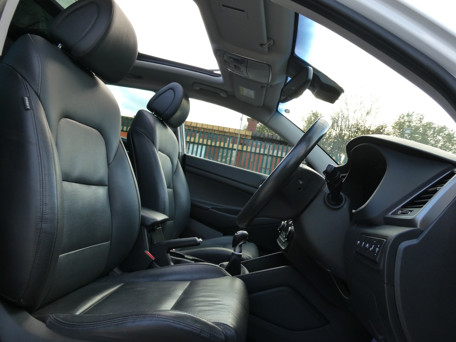 Used Hyundai TUCSON 2015 for sale - 76567838: Photo 5