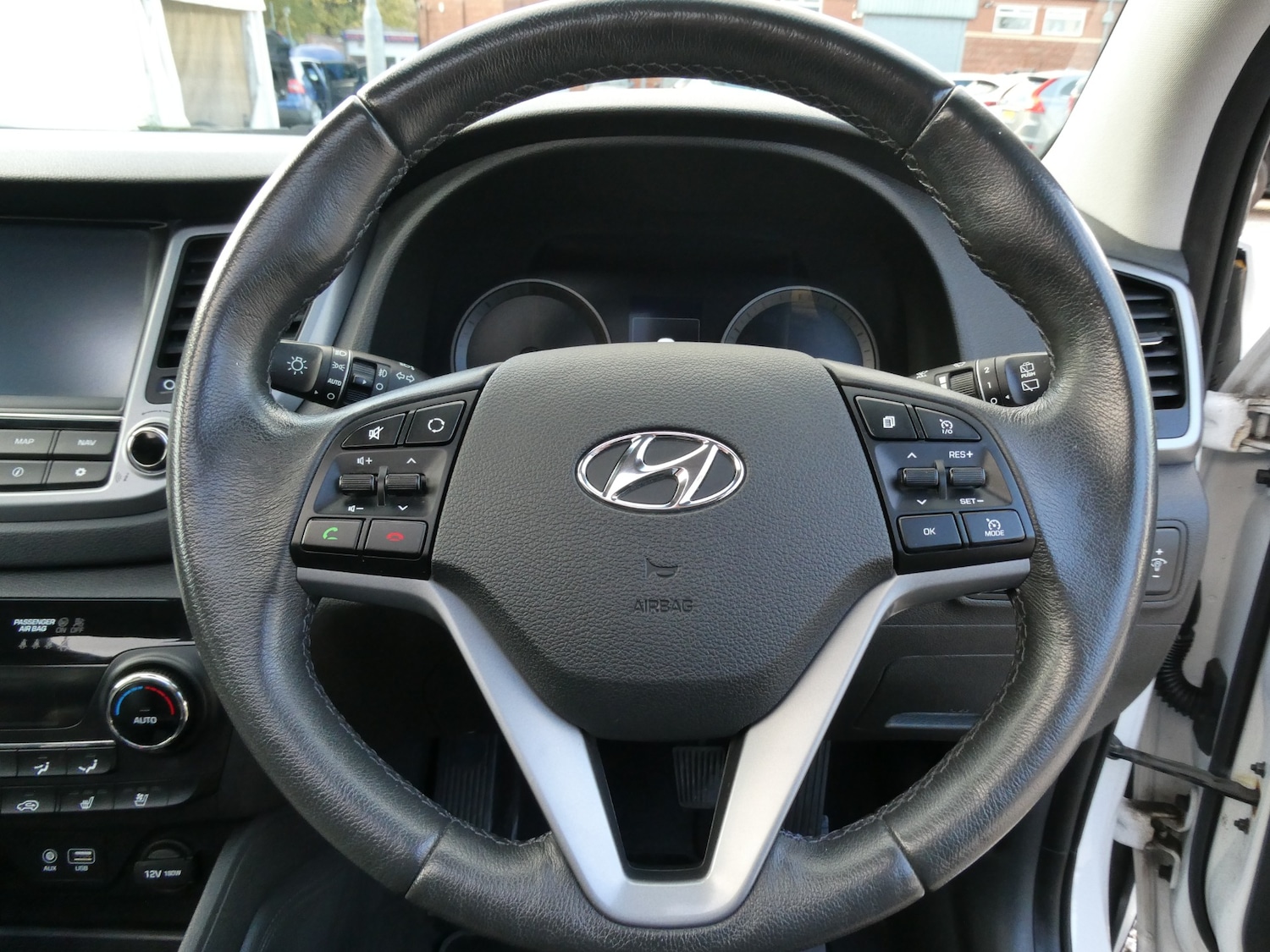 Used Hyundai TUCSON 2015 for sale - 76567838: Photo 6