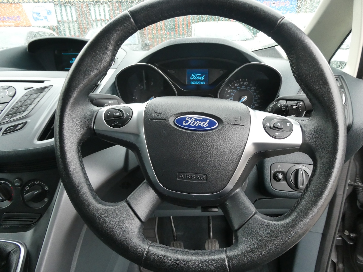 Used Ford C-Max 2015 for sale - 76971179: Photo 6