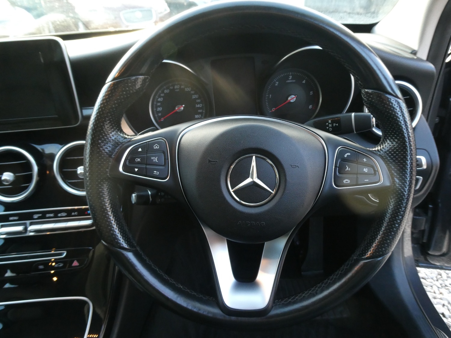 Used Mercedes-Benz C Class 2015 for sale - 77435328: Photo 6