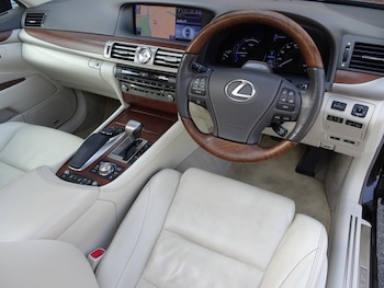 Used Lexus LS 2014 for sale - 75629915: Photo