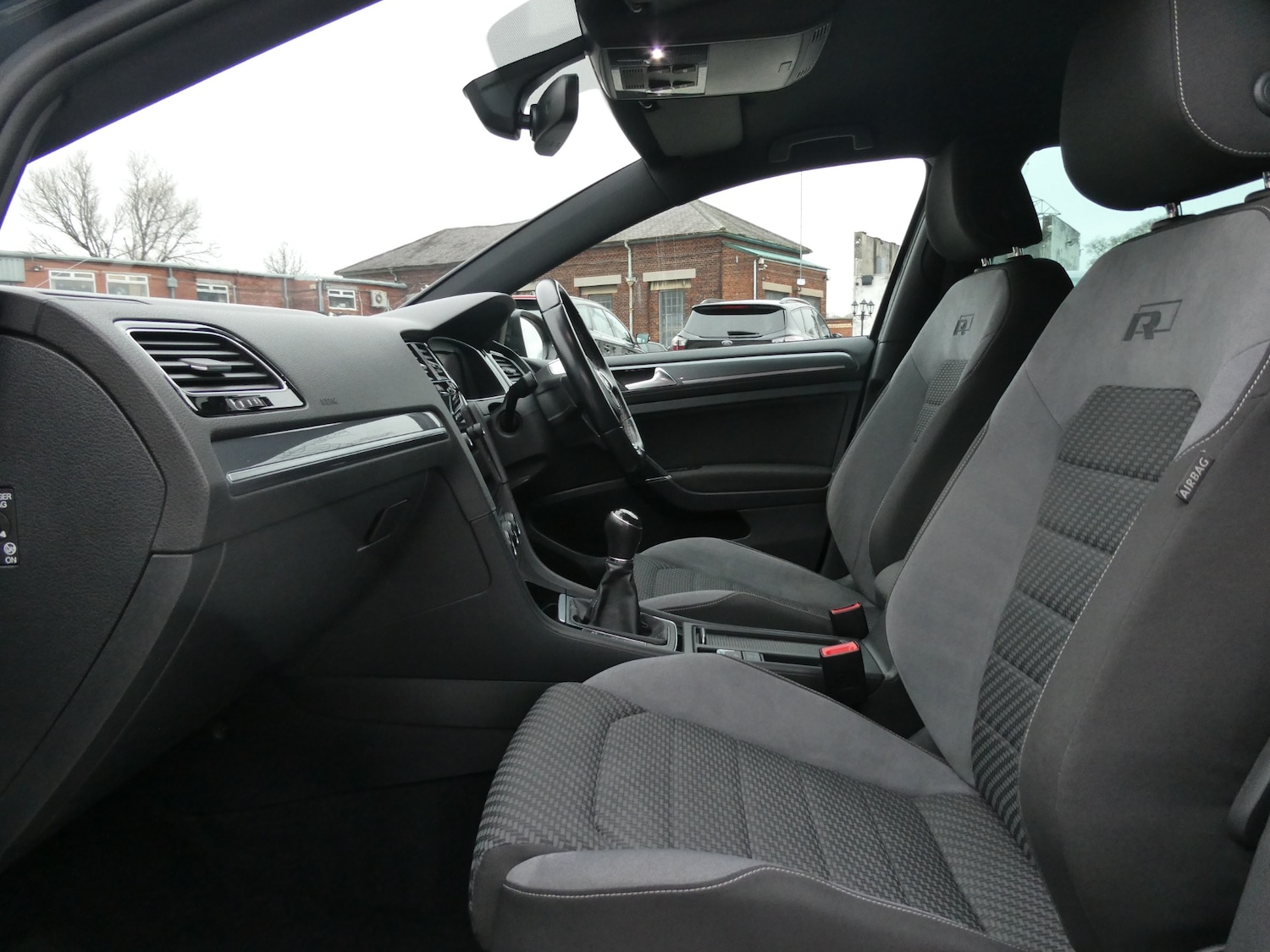 Used Volkswagen Golf 2018 for sale - 77326384: Photo 16