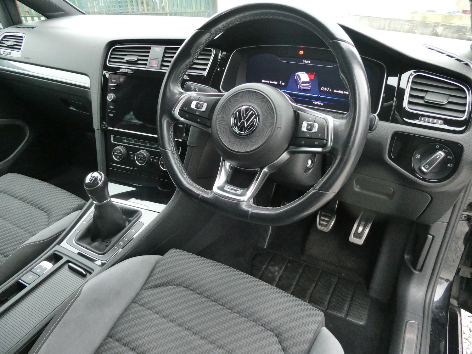 Used Volkswagen Golf 2018 for sale - 77326384: Photo 3