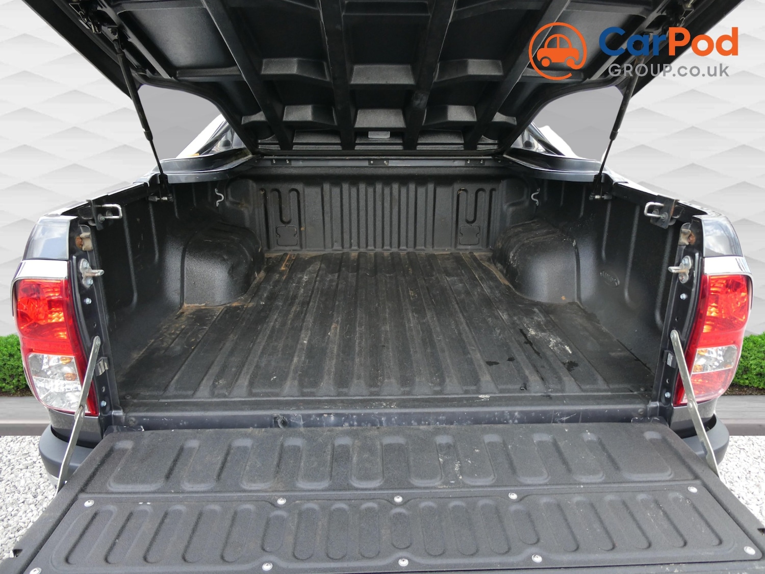 Used Toyota Hilux 2016 for sale - 77831539: Photo 11