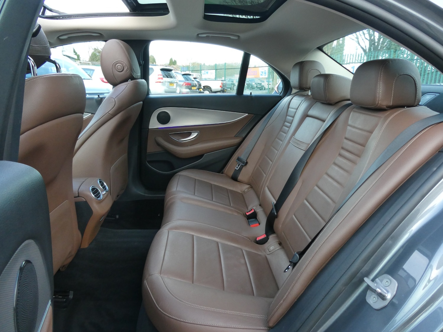 Used Mercedes-Benz E Class 2017 for sale - 77353843: Photo 20