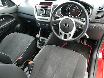 Used Kia Venga 2016 for sale - 76344301: Photo