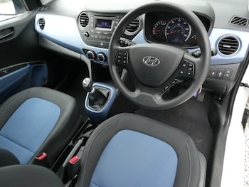 Used Hyundai i10 2016 for sale - 78644228: Photo