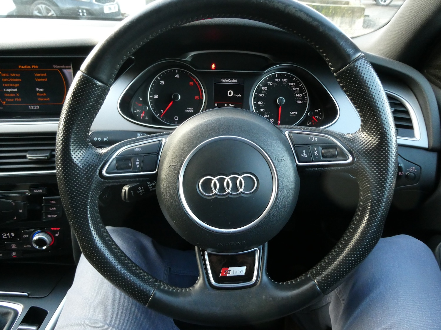 Used Audi A4 2013 for sale - 77013205: Photo 6