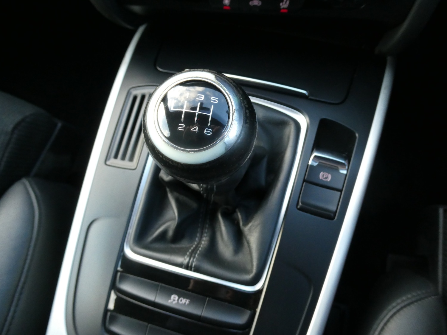 Used Audi A4 2013 for sale - 77013205: Photo 7