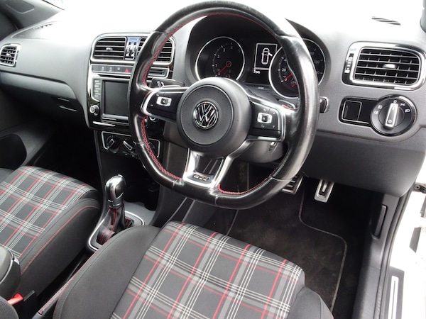 Used Volkswagen Polo 2016 for sale - 75526816: Photo 3