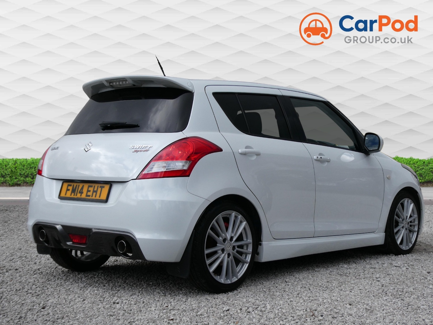 Used Suzuki Swift 2014 for sale - 77877894: Photo 4