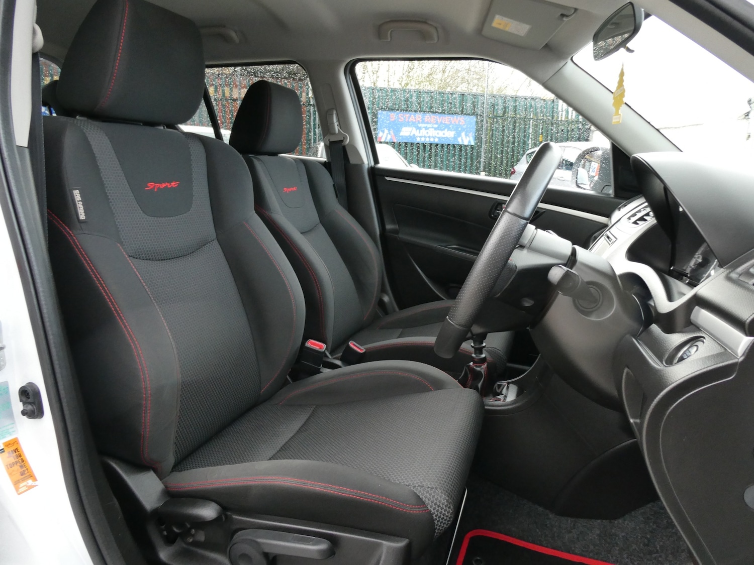 Used Suzuki Swift 2014 for sale - 77877894: Photo 5