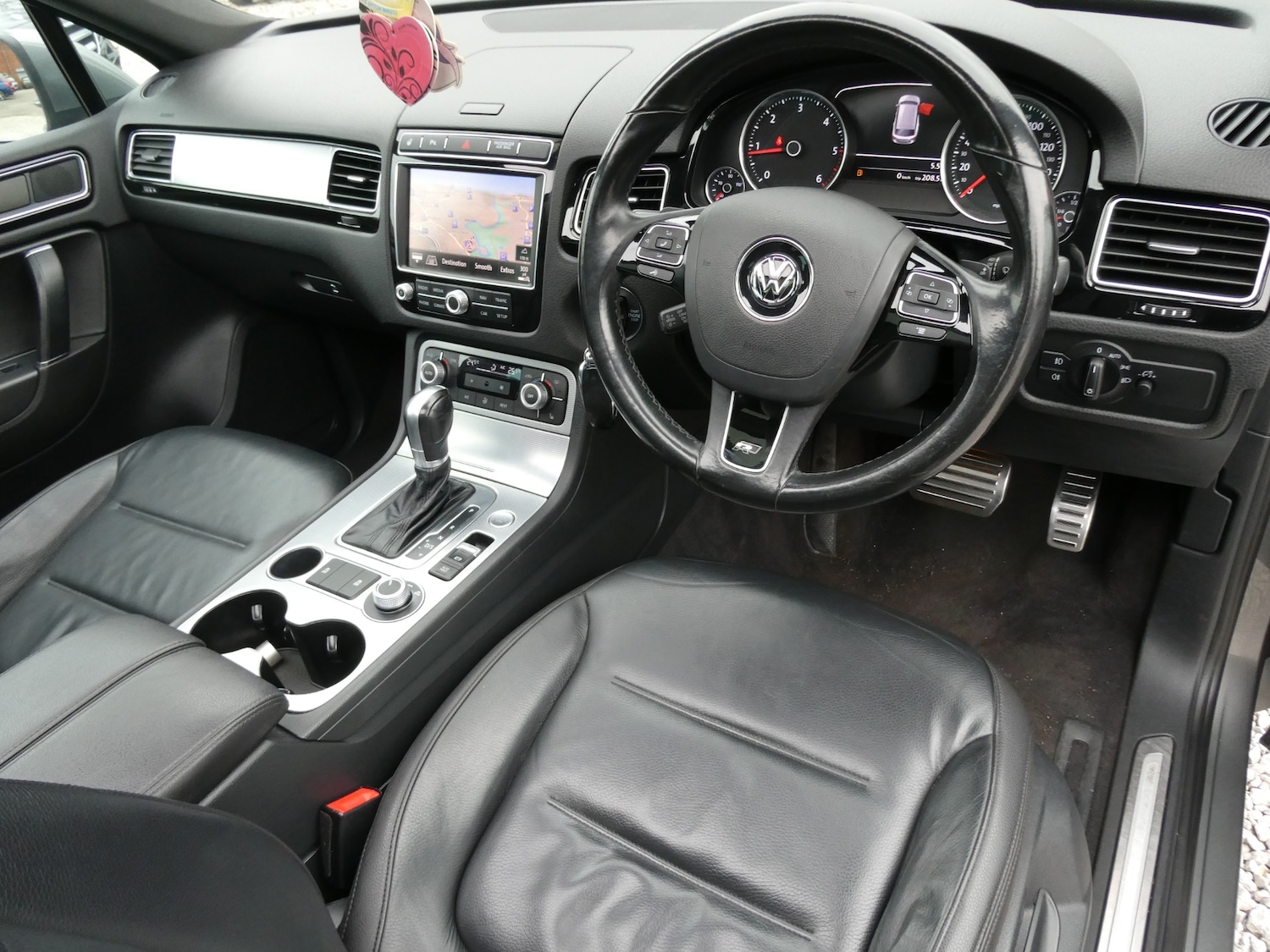 Used Volkswagen Touareg 2015 for sale - 77594748: Photo 3