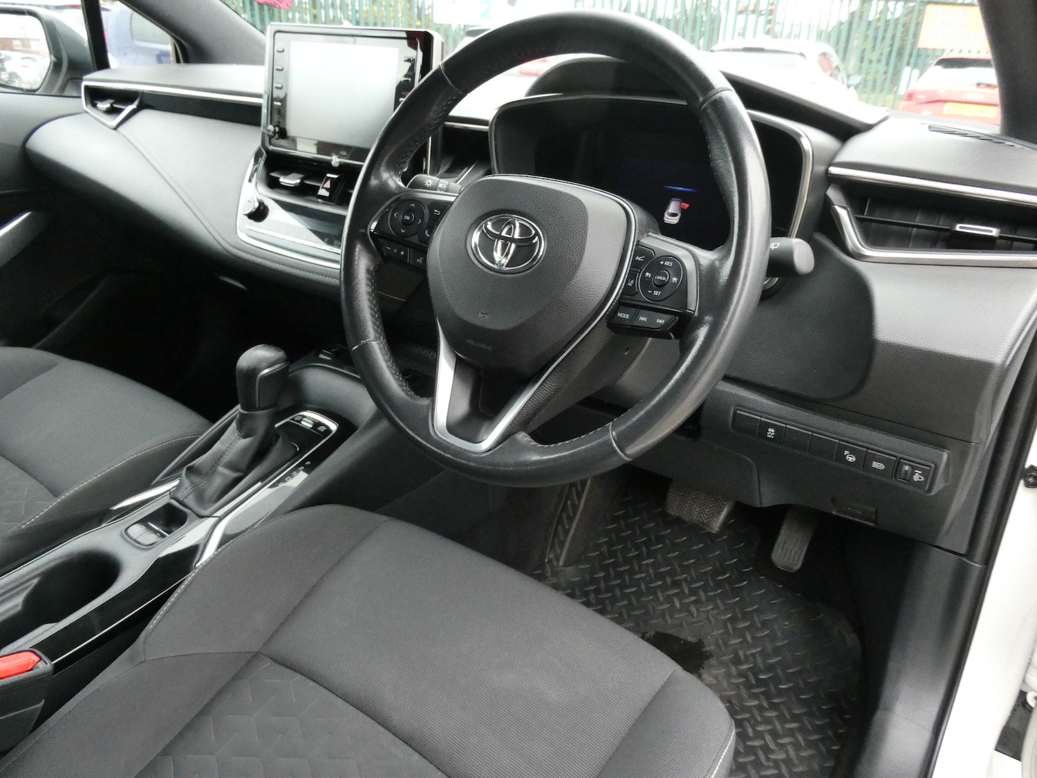 Used Toyota Corolla 2020 for sale - 76588546: Photo 3