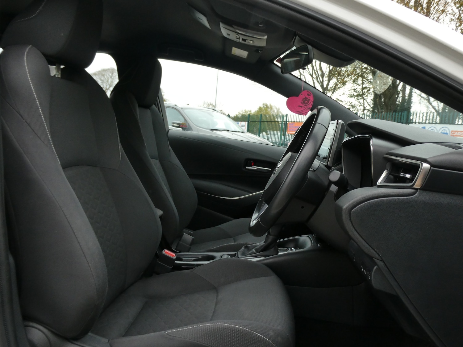 Used Toyota Corolla 2020 for sale - 76588546: Photo 6