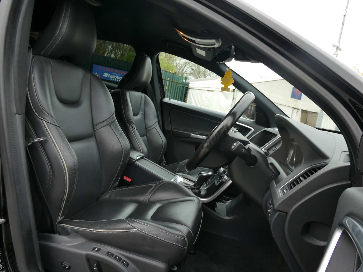 Used Volvo XC60 2016 for sale - 77997781: Photo 5