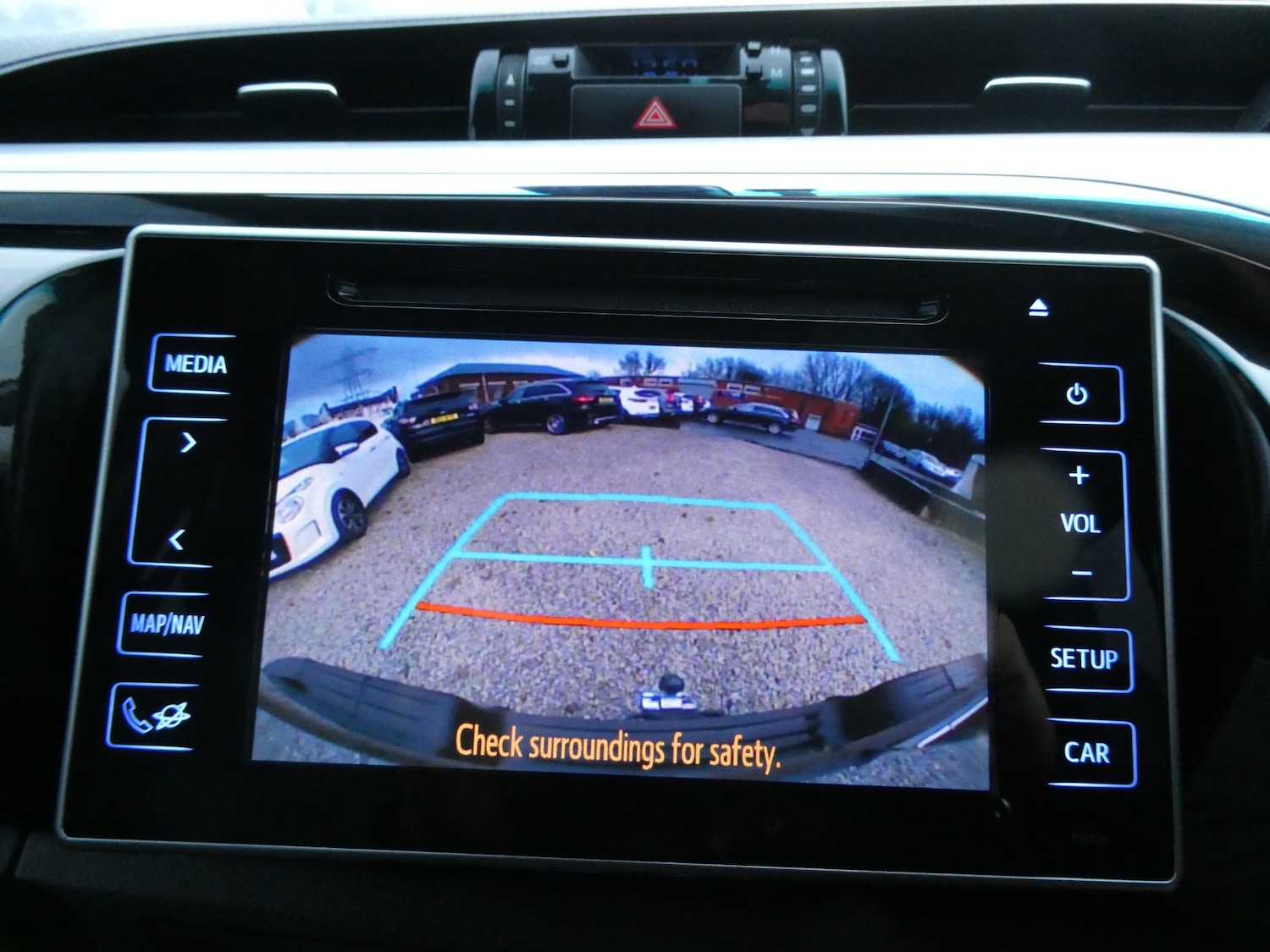 Used Toyota Hilux 2018 for sale - 76845910: Photo 15