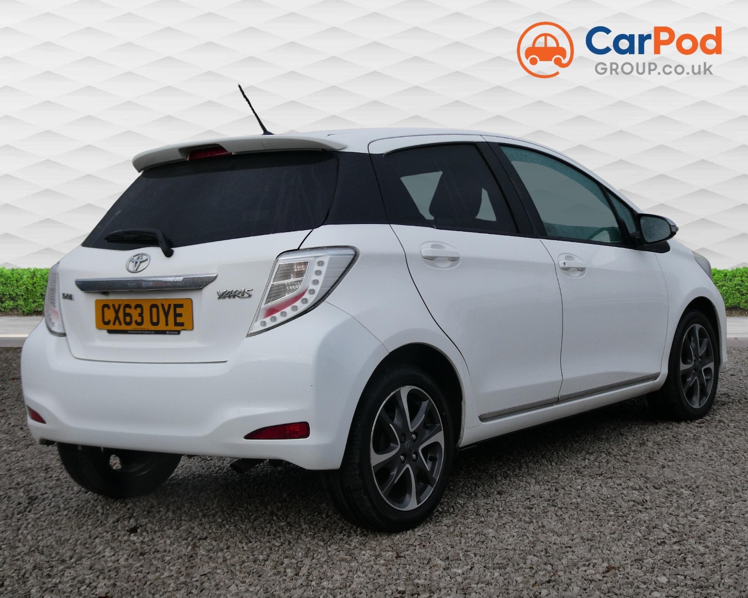 Used Toyota Yaris 2013 for sale - 77336681: Photo 4